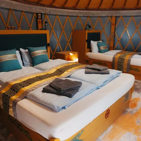 Yurt Mongolia - Camp La Belle Vie