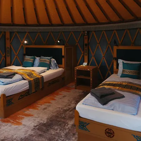 Yurt Mongolia - Camp La Belle Vie *