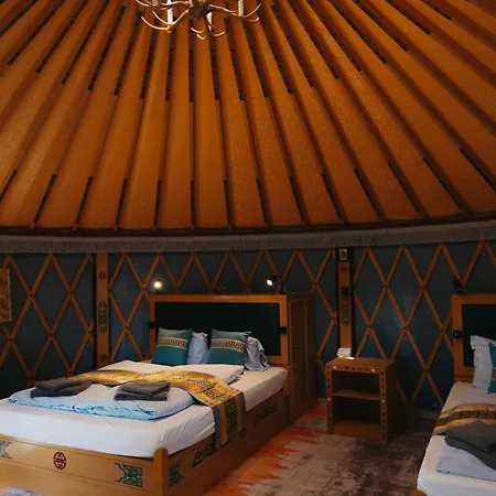 Yurt Mongolia - Camp La Belle Vie